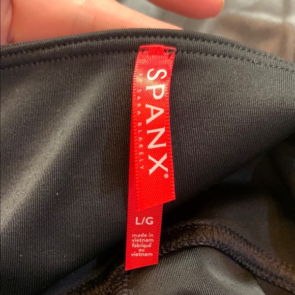 Spanx Black Faux Leather Leggings NWT Large - Picture 5 of 8